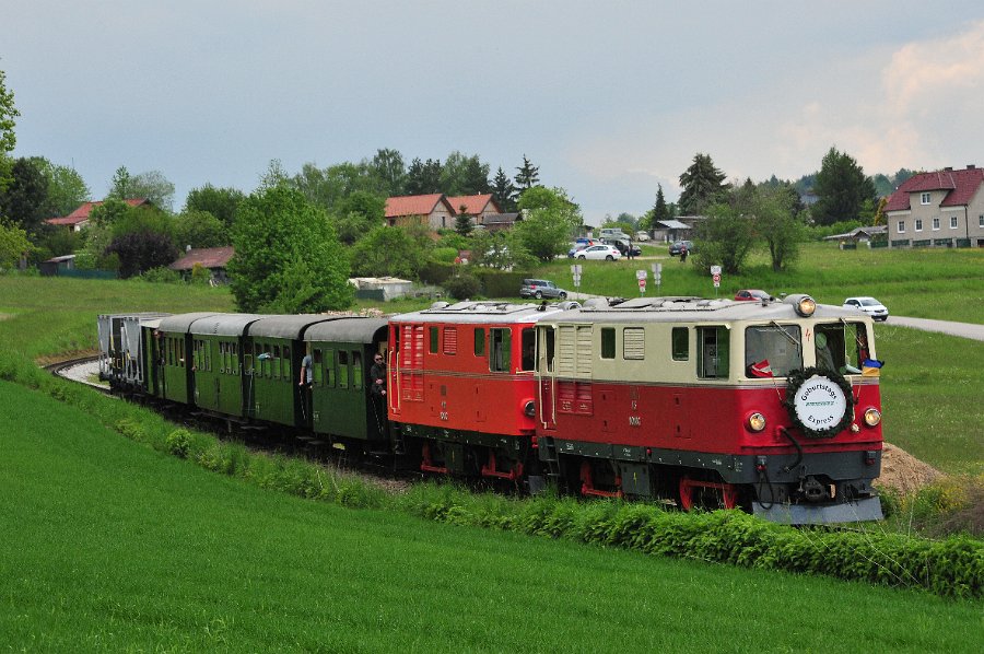 NÖVOG V5 und V12 Doppeltraktion 53